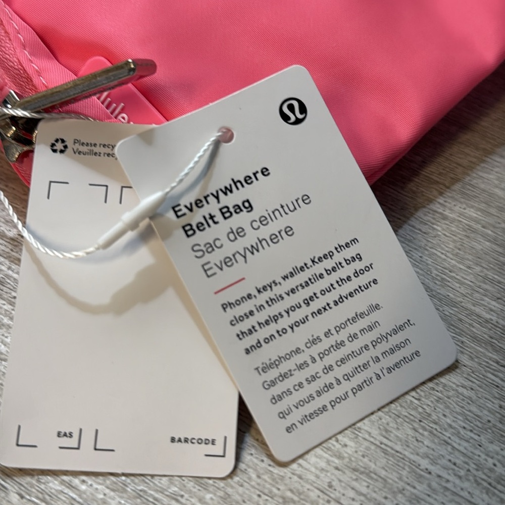 NWT Lululemon Bubblegum Pink Everywhere Belt Bag 1L - Picture 8 of 9